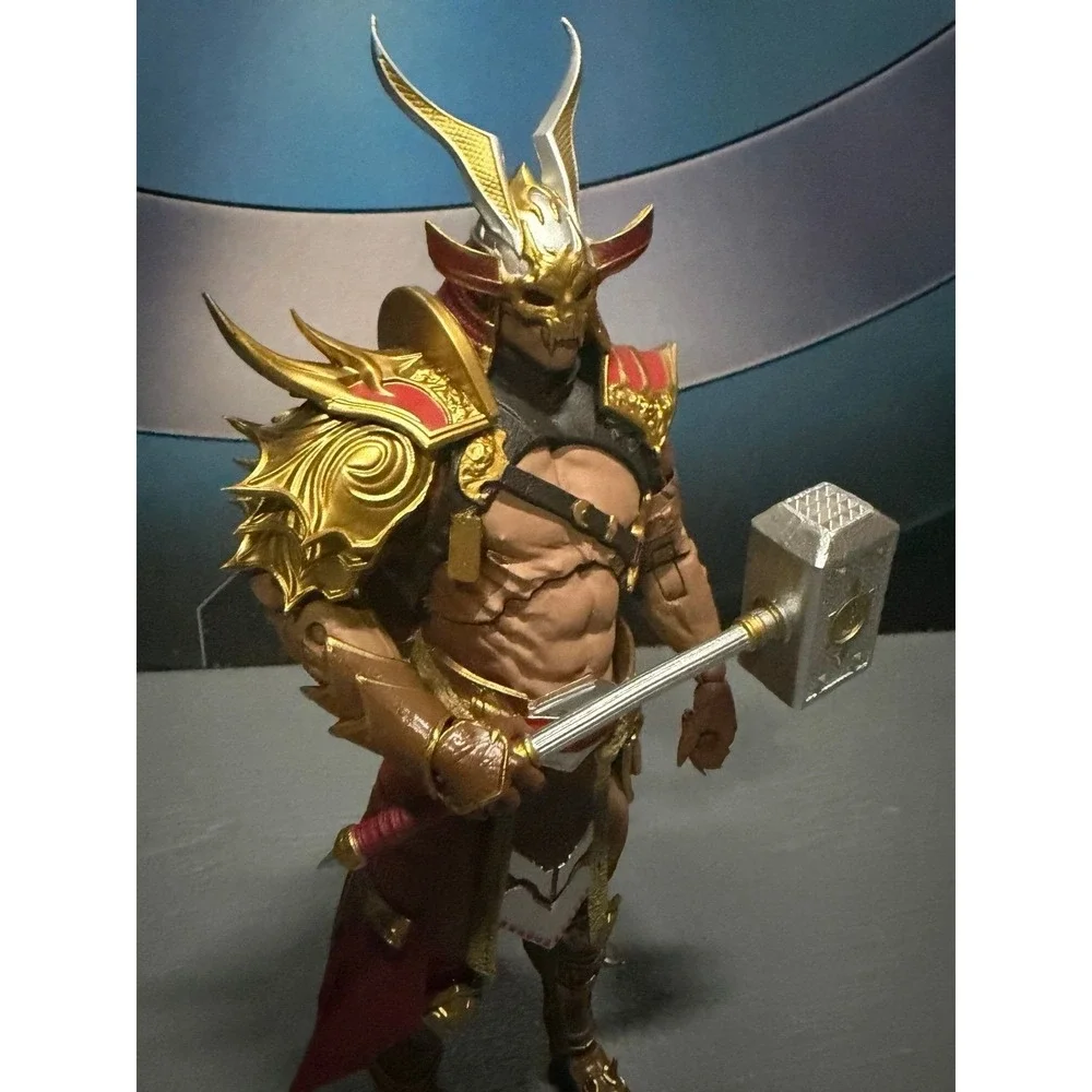 McFarlane Toys - Mortal Kombat - Shao Kahn with Hammer (Gold)